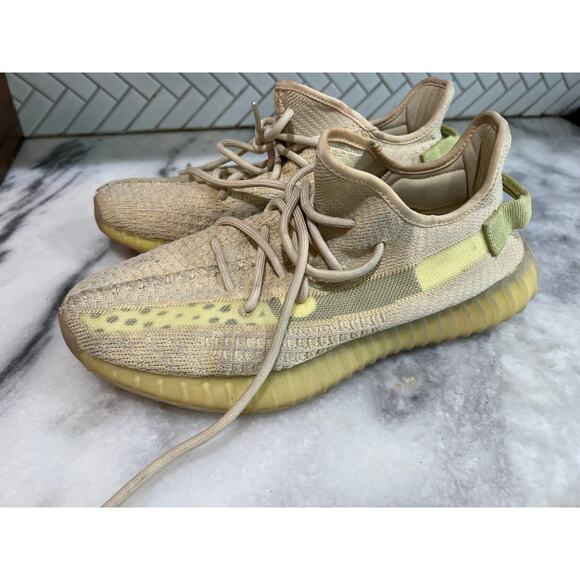 adidas Yeezy Boost 350 V2 Light UV Reactive Sz 9.5 Men’s Cream Yellow main image 7